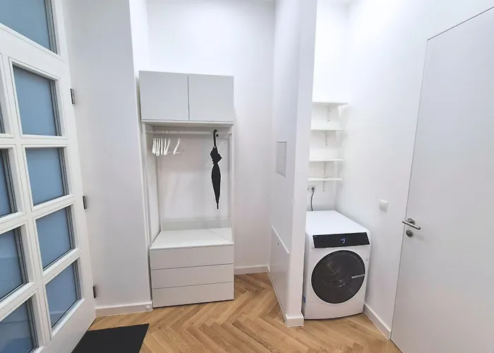 Premium Near Mariahilfer Strasse דירה *