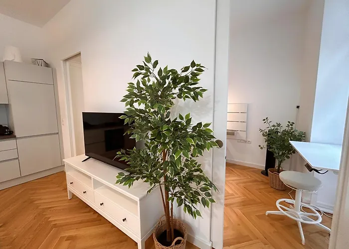 Premium Near Mariahilfer Strasse דירה *